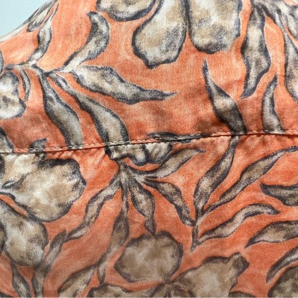 Straight Down Clothing Company Printed Sleeveless blouse - Picture 5 of 7